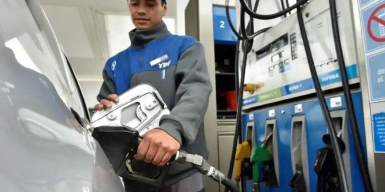 A partir de hoy, los combustibles suben un 4%