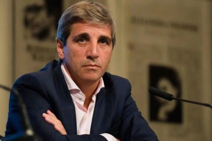 Luis Caputo habló de lo que puede llegar a suceder con el dólar y de un posible acuerdo con el FMI: "Lo que hagamos no va a afectar al pueblo"