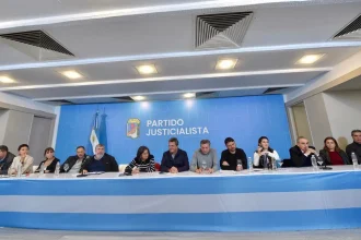 Se recrudece la interna en el PJ: Gobernadores peronistas quieren dejar de lado a La Cámpora en el armado de las listas