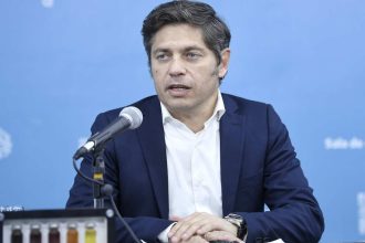 Axel Kicillof defendió la estatización de YPF y le advirtió al Gobierno de Javier Milei que las acciones no pueden cederse sin pasar por el Congreso de la Nación