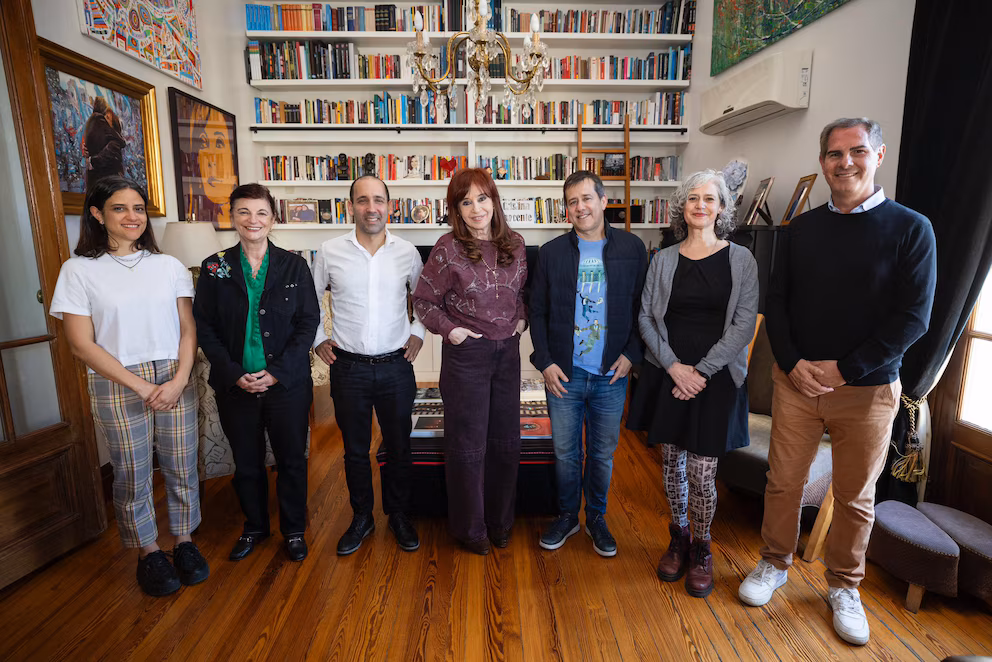 Cristina Kirchner con los candidatos de Fuerza Patria en la Ciudad de Buenos Aires